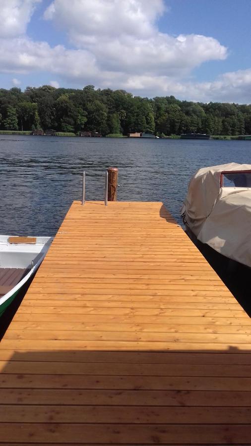 Ferienwohnung Am See Malchow  Buitenkant foto