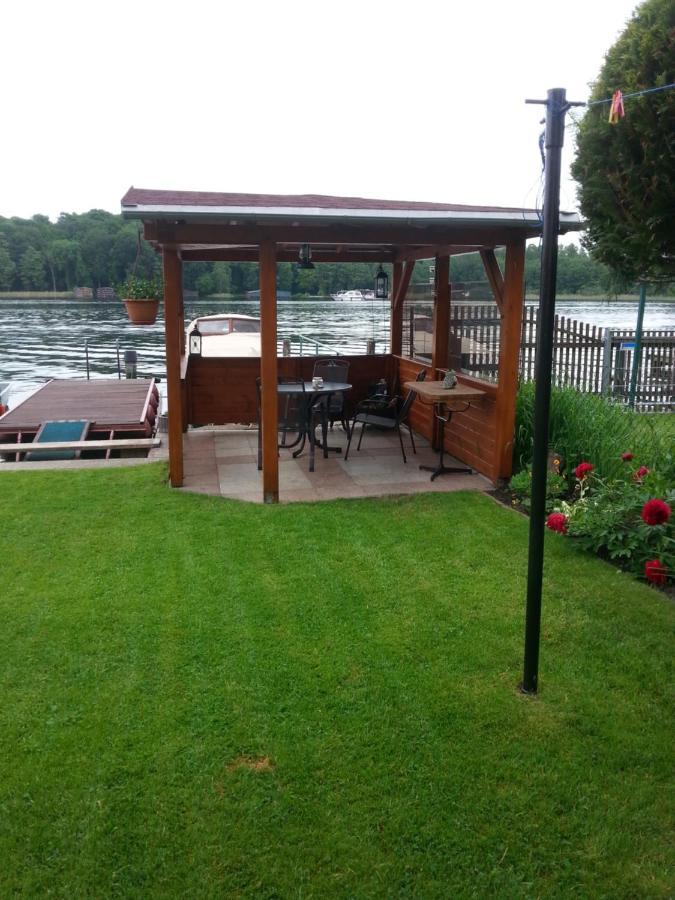 Ferienwohnung Am See Malchow  Buitenkant foto
