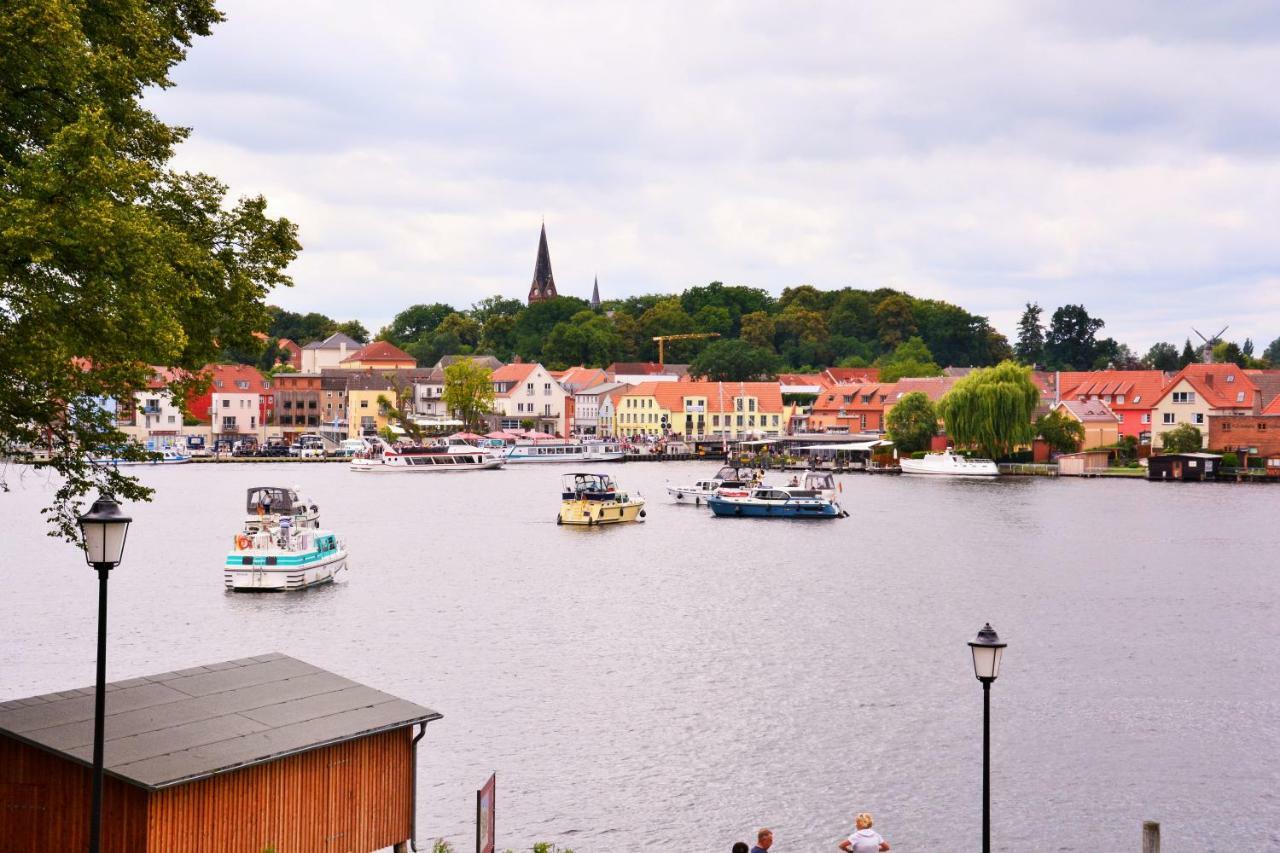 Ferienwohnung Am See Malchow  Buitenkant foto